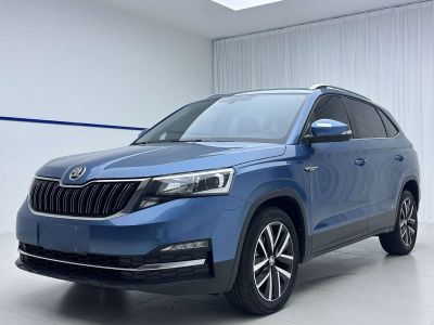 Skoda Kamiq, 2022 г., жёлтый / оранжевый, 25 800 км Skoda 柯米克, 2022 г., синий, 16 000 км