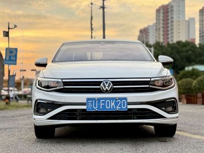 Volkswagen Bora, 2023 г., шампань / коричневый, 40 000 км Volkswagen Bora 2023 300TSI DSG комплектация «Цзуньсин»