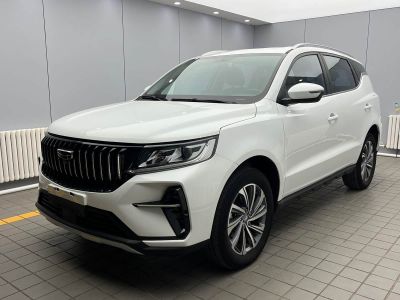 Geely 帝豪, 2021 г., белый, 18 000 км Geely 远景X6, 2022 г., белый, 59 000 км
