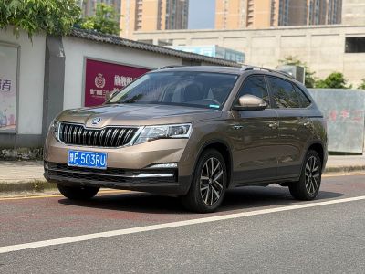 Skoda Kamiq, 2022 г., жёлтый / оранжевый, 25 800 км Skoda 柯米克, 2022 г., шампань / коричневый, 6 000 км