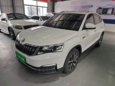 Skoda Kamiq, 2023 г., синий, 22 700 км Skoda 柯米克, 2024 г., белый, 40 600 км