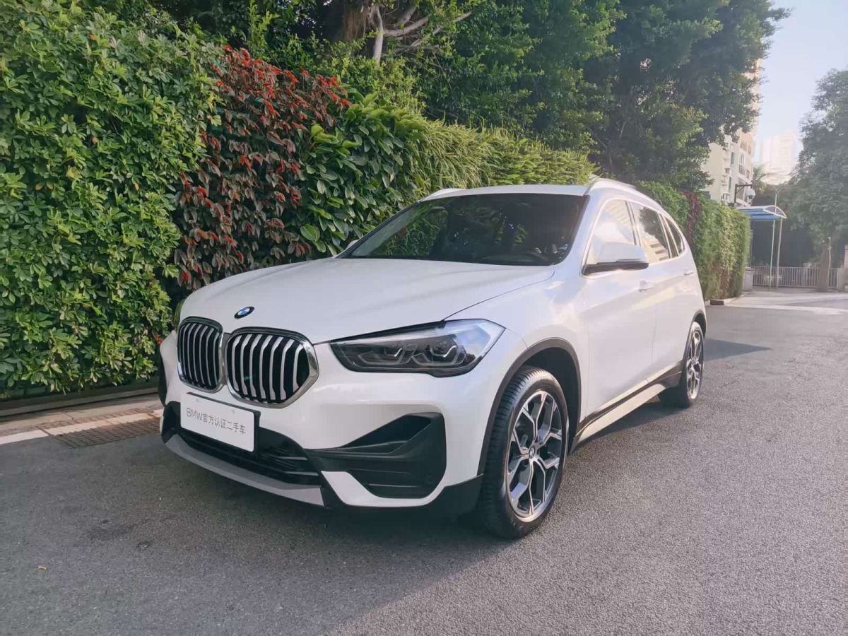 BMW X1, 2023 г., белый, 46 000 км BMW X1 2022 sDrive25Li комплектация «Лидер»