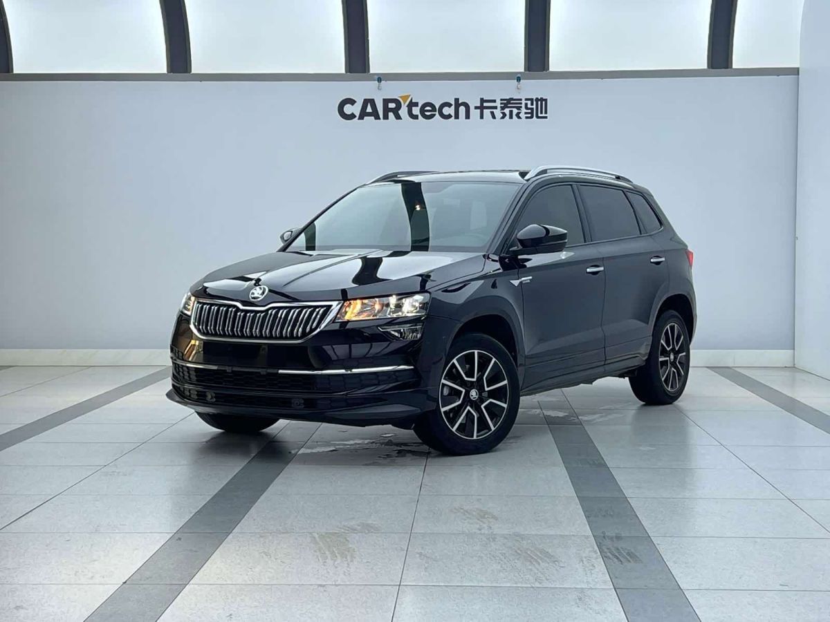 Skoda Karoq, 2022 г., чёрный, 49 800 км Skoda 柯珞克, 2022 г., чёрный, 49 800 км