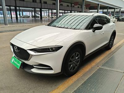 Mazda 3 Axela, 2025 г., белый, 15 600 км Mazda CX-4, 2022 г., белый, 60 900 км