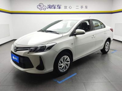 Toyota Vios, 2021 г., белый, 26 100 км Toyota Vios, 2022 г., белый, 36 400 км