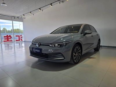 Volkswagen Golf, 2021 г., серебристый / серый, 41 300 км Volkswagen Golf 2021 280TSI DSG Pro стартовая серия версия