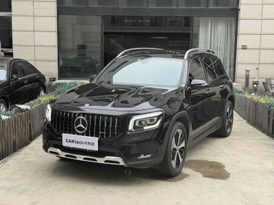 Mercedes-Benz GLB, 2021 г., чёрный, 64 000 км Mercedes-Benz 奔驰GLB, 2021 г., чёрный, 72 000 км