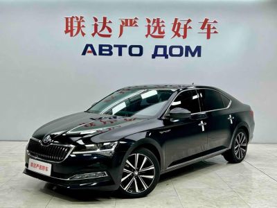 Skoda Superb, 2024 г., чёрный, 8 500 км Skoda 速派, 2024 г., чёрный, 8 500 км