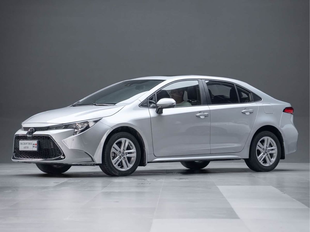 Toyota Levin, 2022 г., серебристый / серый, 29 000 км Toyota Levin, 2022 г., серебристый / серый, 29 000 км