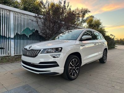 Skoda Karoq, 2022 г., белый, 10 000 км Skoda 柯珞克, 2022 г., белый, 26 000 км