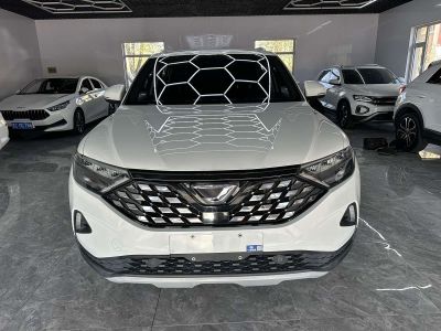 Mercedes-Benz 奔驰GLB, 2021 г., белый, 73 000 км Jetta 捷达VS5, 2022 г., белый, 32 000 км