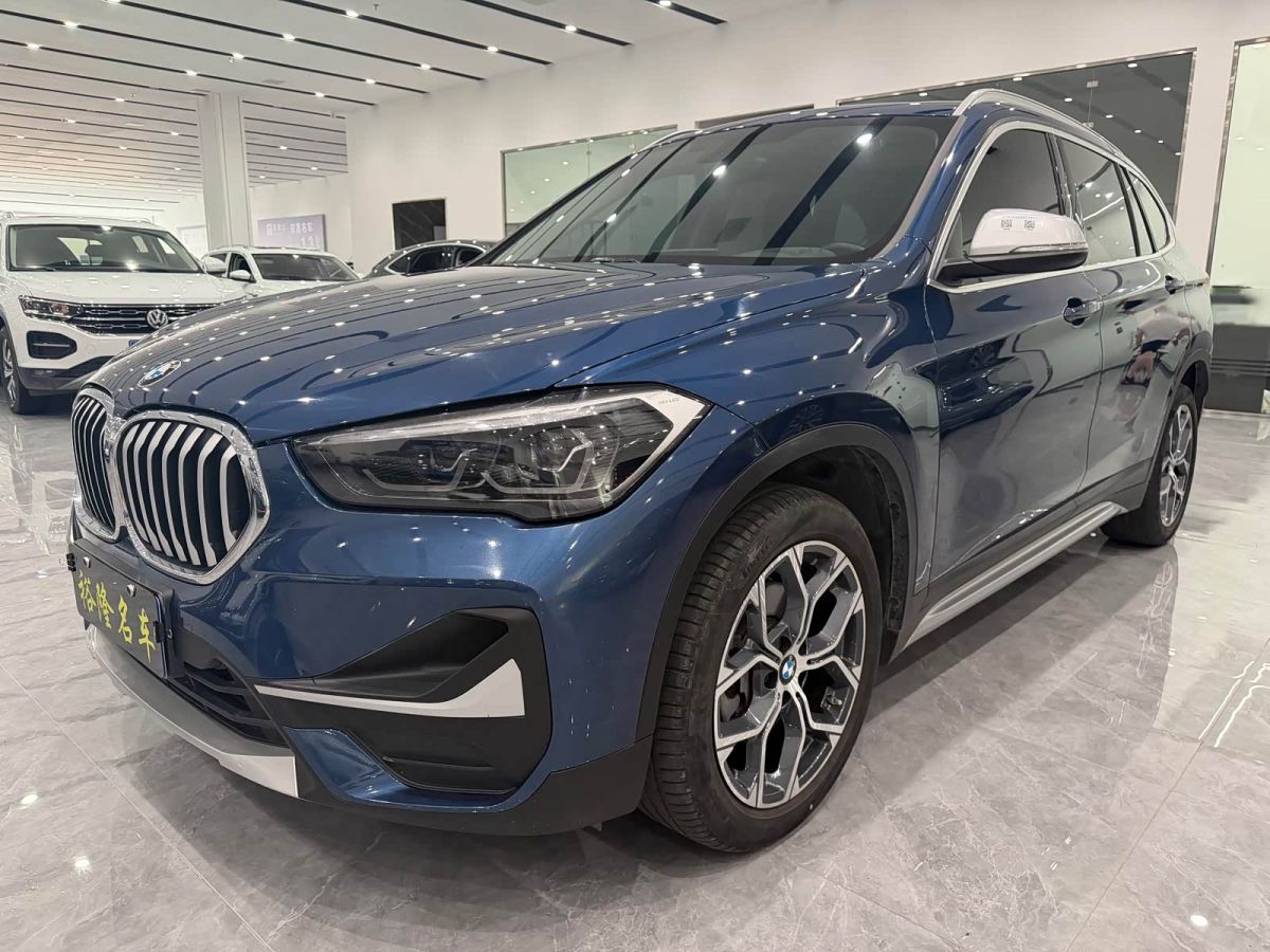 BMW X1, 2022 г., синий, 62 000 км BMW X1 2022 sDrive20Li комплектация «Стиль»