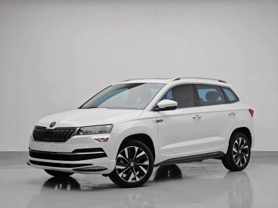 Skoda Karoq, 2022 г., шампань / коричневый, 34 000 км Skoda 柯珞克, 2023 г., белый, 27 600 км