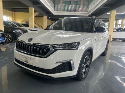 Skoda Kamiq, 2022 г., жёлтый / оранжевый, 25 800 км Skoda 柯米克, 2023 г., белый, 13 000 км