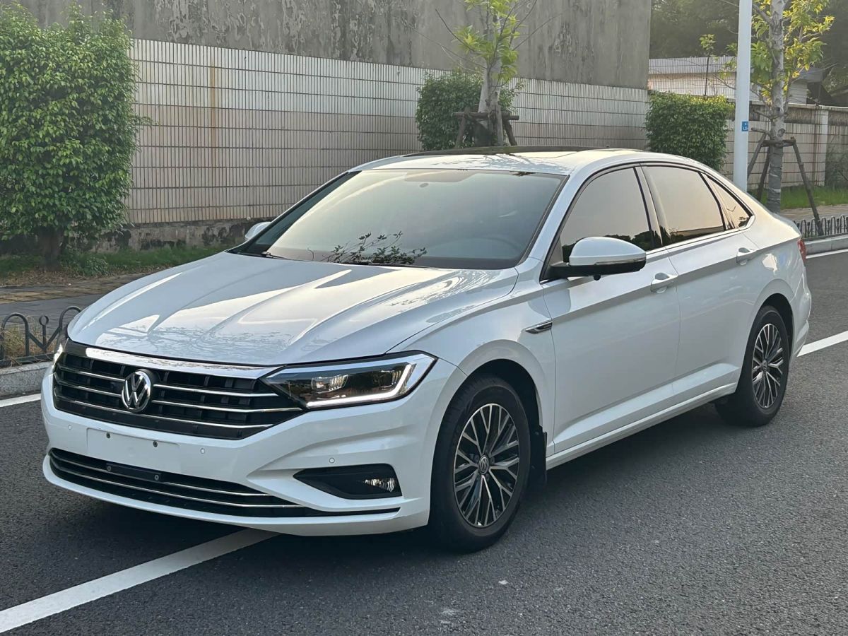 Volkswagen Sagitar, 2021 г., белый, 73 000 км Volkswagen Sagitar 2021 280TSI DSG комплектация «Чаоюэ»