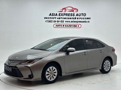 Toyota Corolla, 2023 г., серебристый / серый, 40 000 км Toyota Corolla, 2023 г., серебристый / серый, 40 000 км