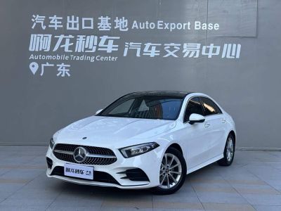 Mercedes-Benz A-Class, 2022 г., белый, 30 000 км Mercedes-Benz A级 2022 A 200 L 运动轿车动感型
