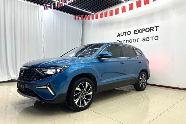 Jetta 捷达VS5, 2022 г., белый, 24 500 км Jetta VS7, 2022 г., синий, 60 000 км