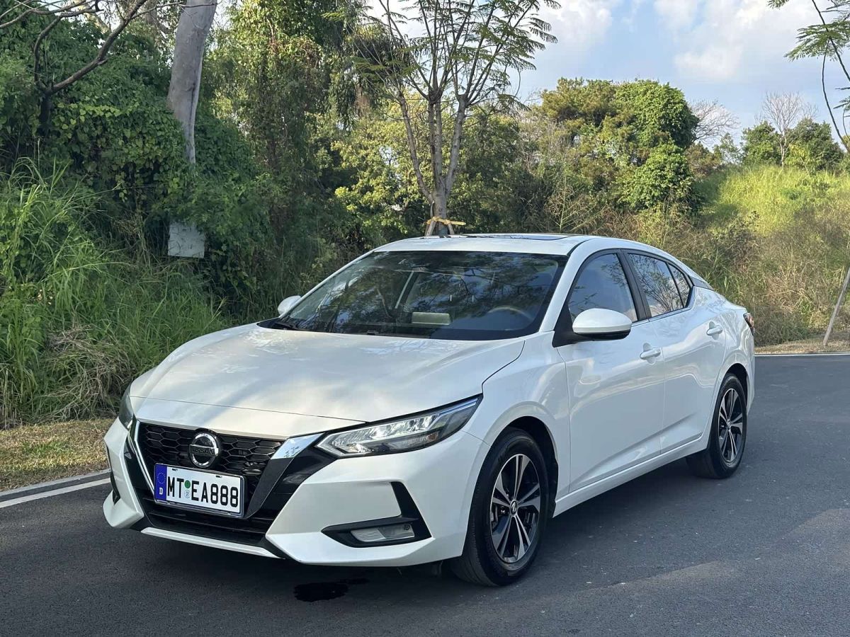Nissan Sylphy, 2022 г., белый, 10 000 км Nissan Sylphy, 2022 г., белый, 10 000 км