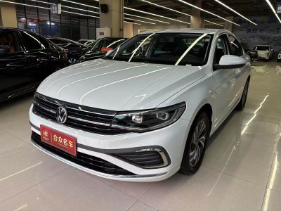 Volkswagen Bora, 2025 г., белый, 14 000 км Volkswagen Bora 2025 200TSI DSG комплектация «Юэсин Навигация»