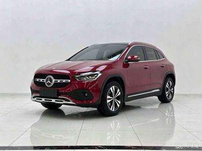 Mercedes-Benz GLA, 2021 г., красный / фиолетовый, 65 000 км Mercedes-Benz 奔驰GLA, 2021 г., красный / фиолетовый, 66 000 км