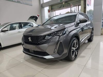 Nissan X-Trail, 2026 г., белый, 100 км Peugeot 标致4008, 2021 г., серебристый / серый, 69 400 км