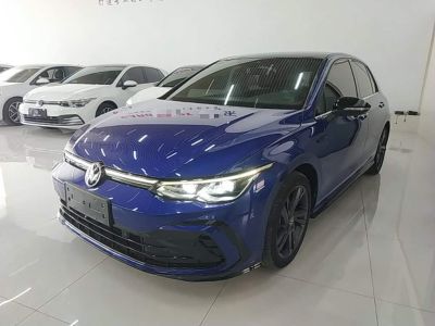 Volkswagen Golf, 2021 г., серебристый / серый, 70 600 км Volkswagen Golf 2021 280TSI DSG R-Line