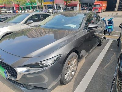 Mazda 3 Axela, 2022 г., серебристый / серый, 17 000 км Mazda 马自达3 昂克赛拉, 2022 г., серебристый / серый, 50 400 км