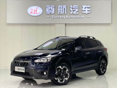 Subaru XV, 2021 г., белый, 40 100 км Subaru XV, 2021 г., синий, 35 000 км
