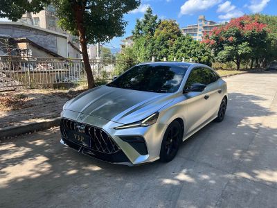 MG MG5 Scorpio, 2022 г., белый, 63 000 км MG MG5天蝎座, 2022 г., зелёный, 65 000 км