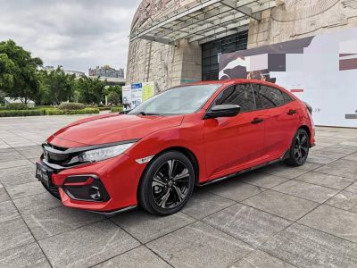 Honda Civic, 2021 г., красный / фиолетовый, 42 600 км Honda Civic, 2021 г., красный / фиолетовый, 51 000 км