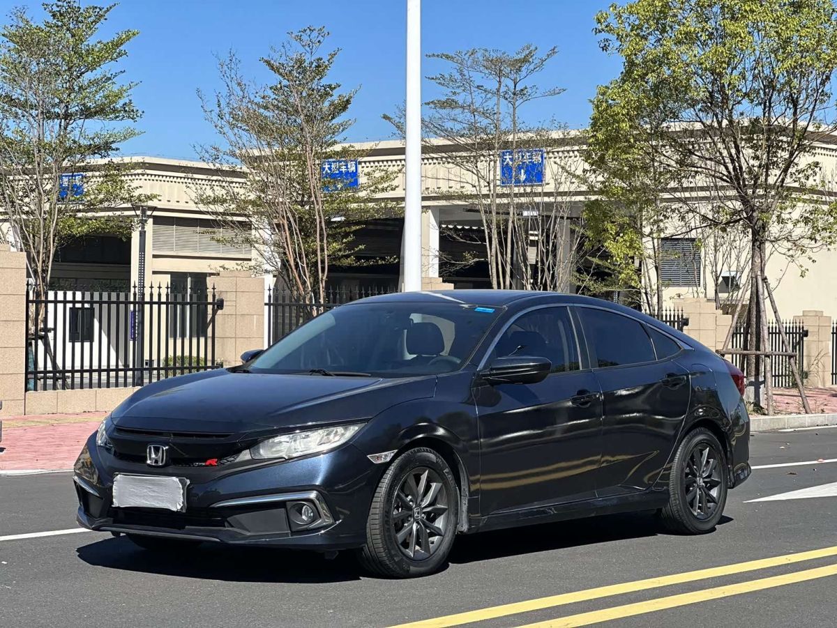 Honda Civic, 2021 г., чёрный, 60 000 км Honda Civic, 2021 г., чёрный, 60 000 км