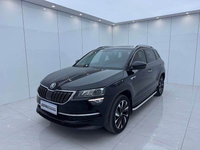 Skoda Karoq, 2023 г., белый, 34 000 км Skoda 柯珞克, 2023 г., чёрный, 28 000 км