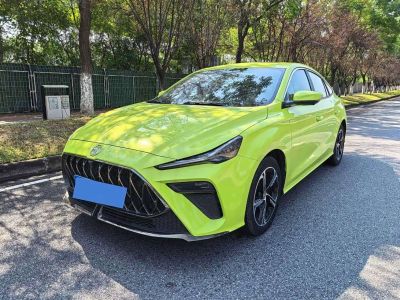 MG MG5 Scorpio, 2022 г., белый, 63 000 км MG MG5天蝎座, 2023 г., зелёный, 32 100 км