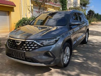 Jetta VS7, 2021 г., серебристый / серый, 68 000 км Jetta VS7, 2023 г., серебристый / серый, 60 200 км