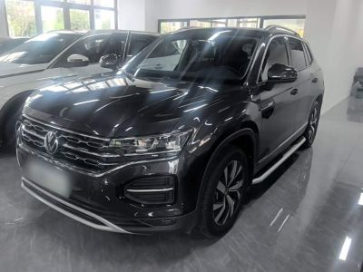 Volkswagen Tayron, 2022 г., чёрный, 52 300 км Volkswagen Tayron 2022 330TSI одна ведущая ось комплектация «Люкс Чжилянь»