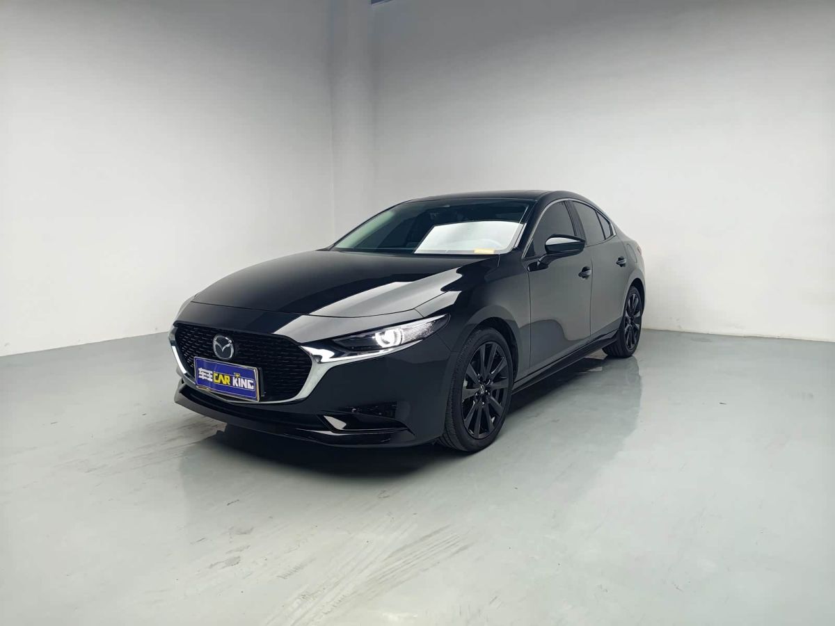 Mazda 马自达3 昂克赛拉, 2023 г., серебристый / серый, 29 400 км Mazda 马自达3 昂克赛拉, 2023 г., серебристый / серый, 29 400 км