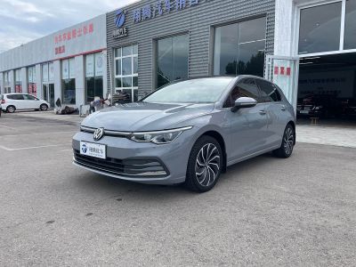 Volkswagen Golf, 2021 г., серебристый / серый, 41 300 км Volkswagen Golf 2021 280TSI DSG Pro