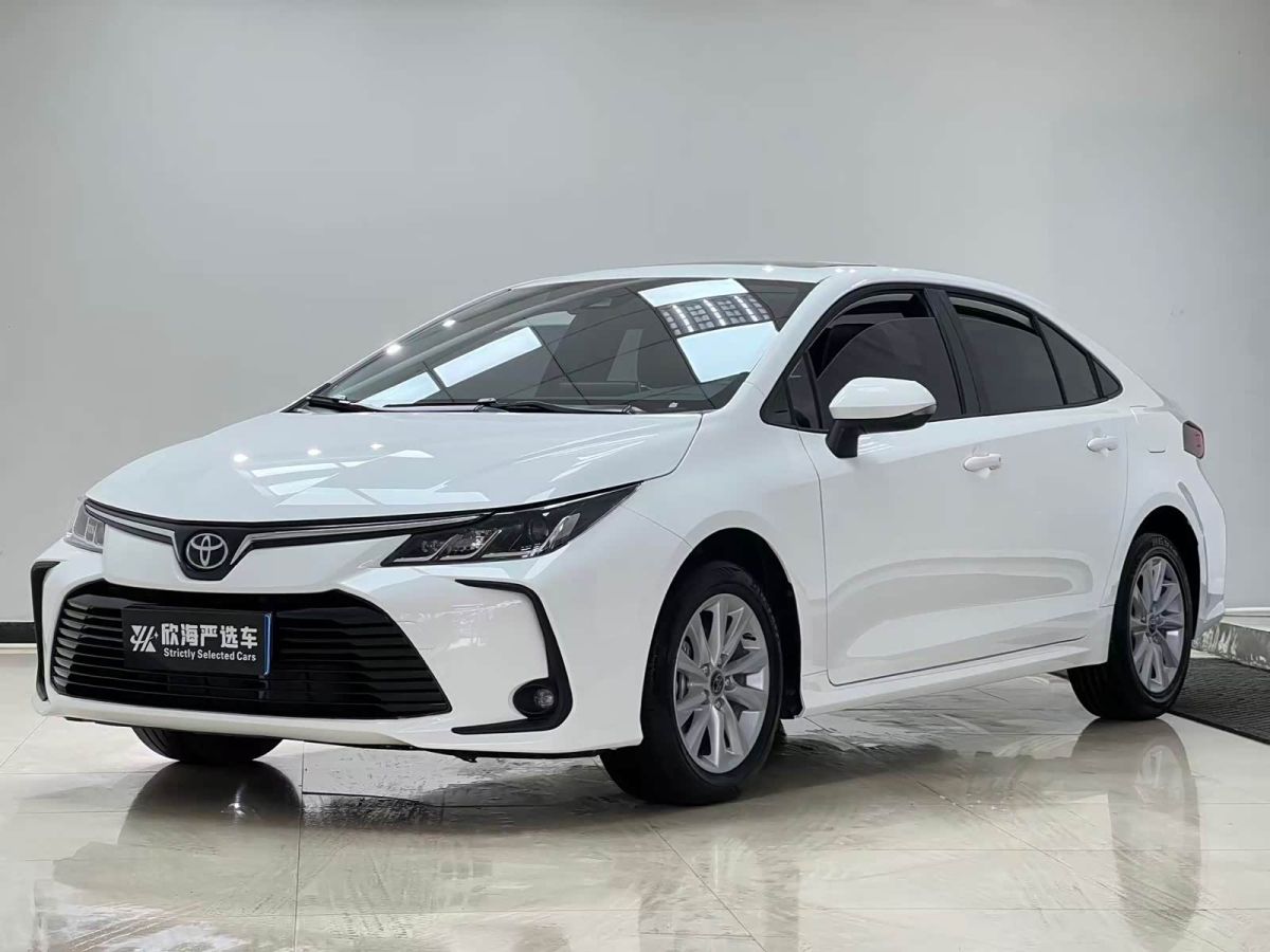 Toyota Corolla, 2023 г., белый, 23 000 км Toyota Corolla, 2023 г., белый, 23 000 км
