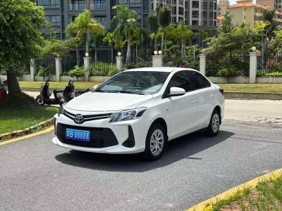 Toyota Vios FS, 2022 г., белый, 23 300 км Toyota Vios, 2021 г., белый, 17 000 км