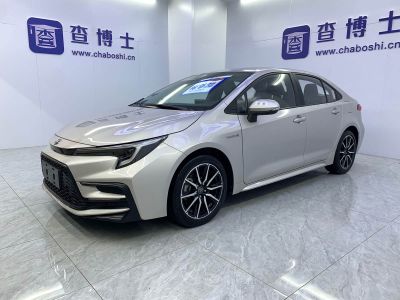 Toyota Levin, 2023 г., белый, 33 000 км Toyota Levin, 2023 г., серебристый / серый, 13 400 км