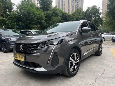 Nissan X-Trail, 2026 г., белый, 100 км Peugeot 标致4008, 2023 г., серебристый / серый, 30 000 км