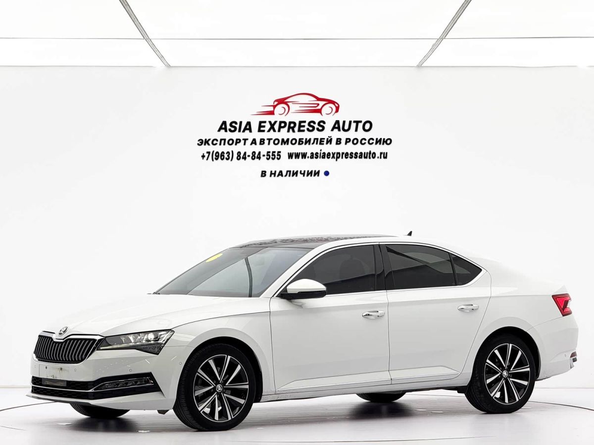 Skoda Superb, 2023 г., белый, 32 400 км Skoda 速派, 2023 г., белый, 32 400 км