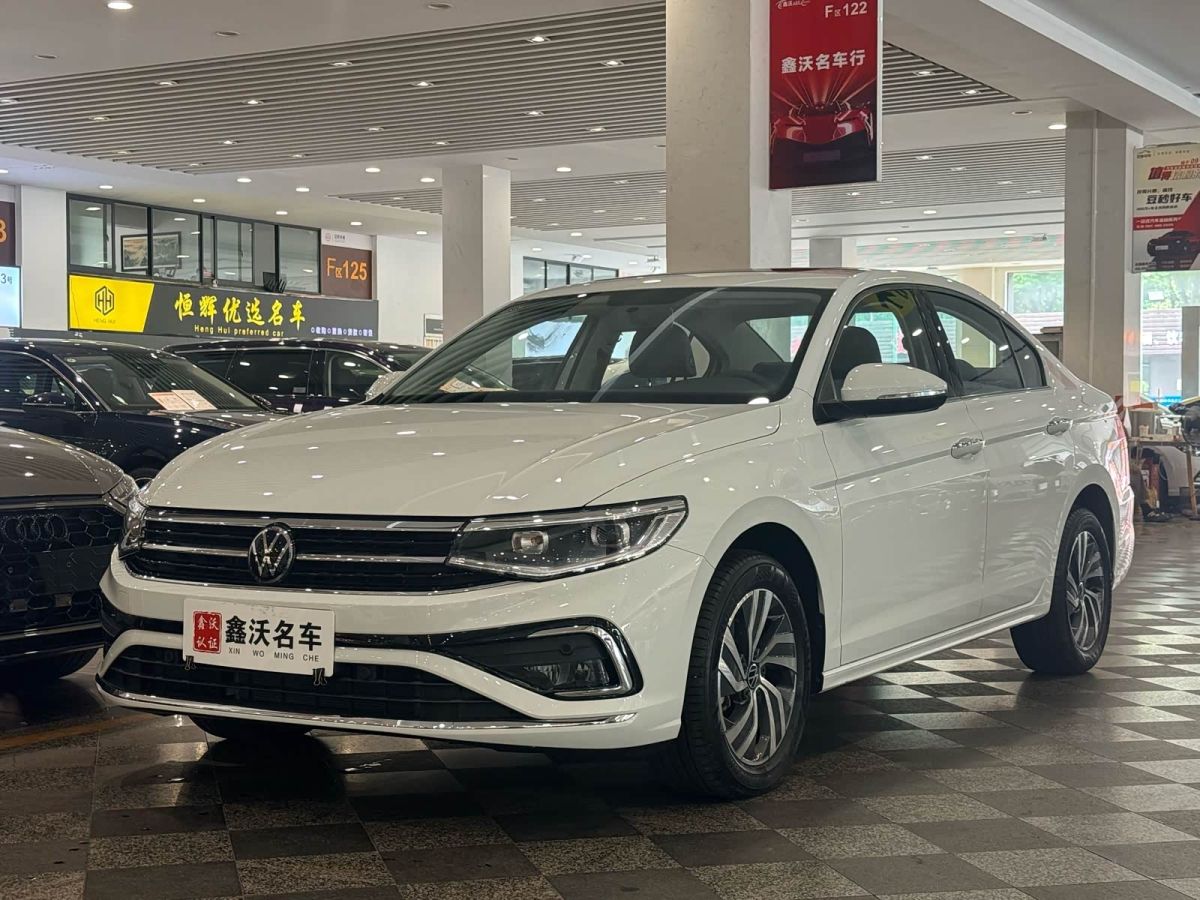 Volkswagen Bora, 2024 г., белый, 900 км Volkswagen Bora 2024 280TSI DSG комплектация «Шусин»