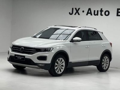 Volkswagen T-Roc, 2022 г., белый, 39 000 км Volkswagen T-Roc 2021 обновлённая версия 280TSI DSG одна ведущая ось Элита Чжилянь версия
