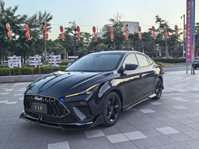 MG MG5 Scorpio, 2022 г., белый, 63 000 км MG MG5天蝎座, 2022 г., чёрный, 50 000 км