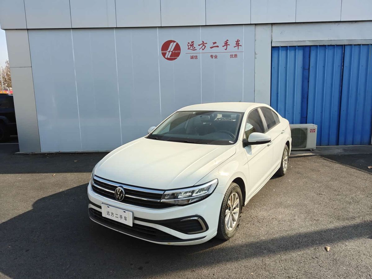 Volkswagen Bora, 2024 г., белый, 54 000 км Volkswagen Bora 2023 200TSI DSG Чансин версия