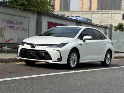 Toyota Corolla, 2023 г., белый, 31 000 км Toyota Corolla, 2023 г., белый, 37 000 км