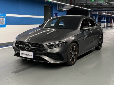 Mercedes-Benz A-Class, 2024 г., красный / фиолетовый, 28 000 км Mercedes-Benz A-Class, 2024 г., серебристый / серый, 45 800 км