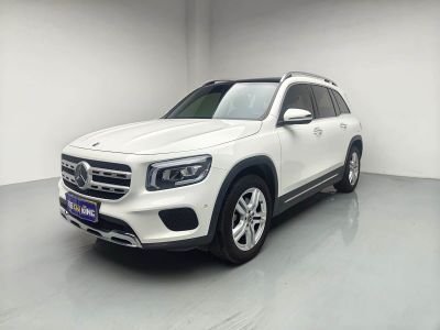 Mercedes-Benz GLB, 2021 г., чёрный, 64 000 км Mercedes-Benz 奔驰GLB, 2022 г., белый, 48 500 км